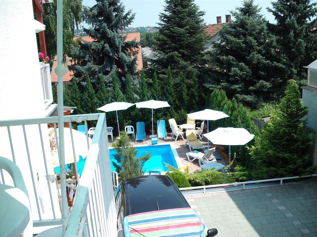 Apart Hevizi Haz Exterior foto