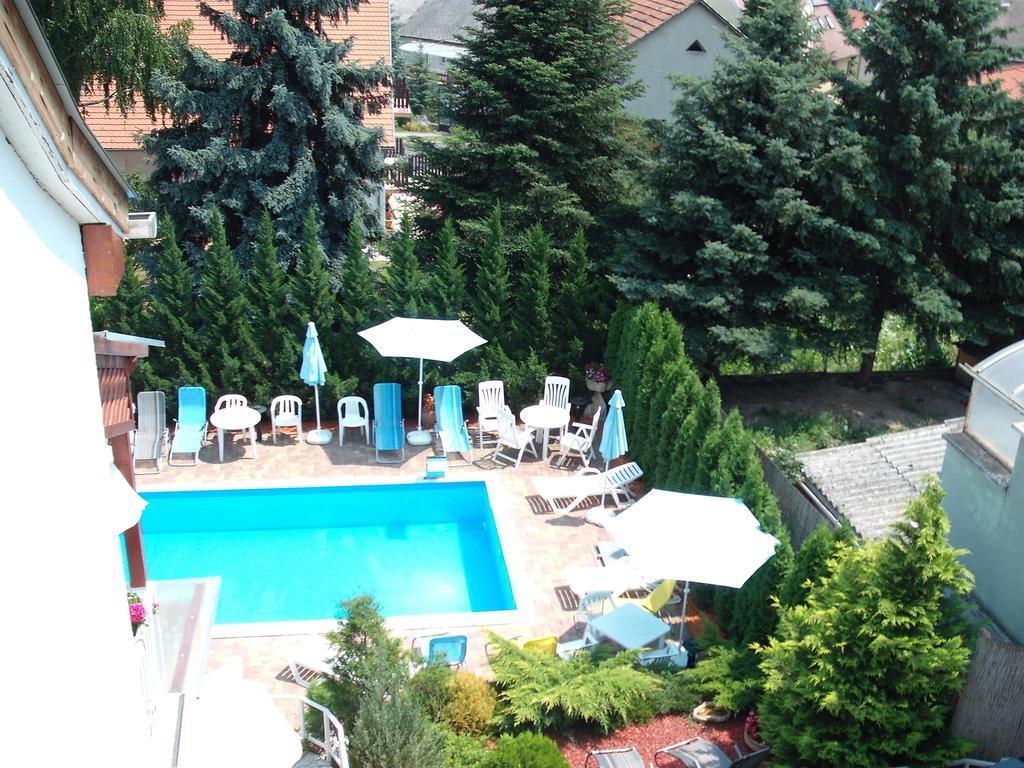 Apart Hevizi Haz Exterior foto